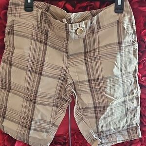 Girls (Juniors) Tan Plaid Shorts Size 11